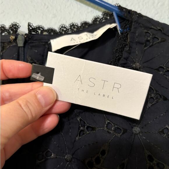 ASTR the Label NWT Maxie Lattice Back Eyelet Mini Dress Navy/Black L - Picture 7 of 8